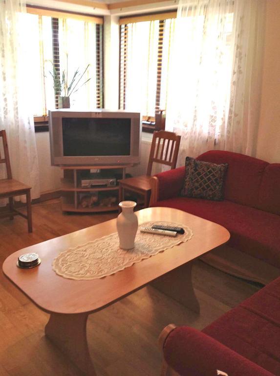 Solheimar Apartment Husavik Room photo